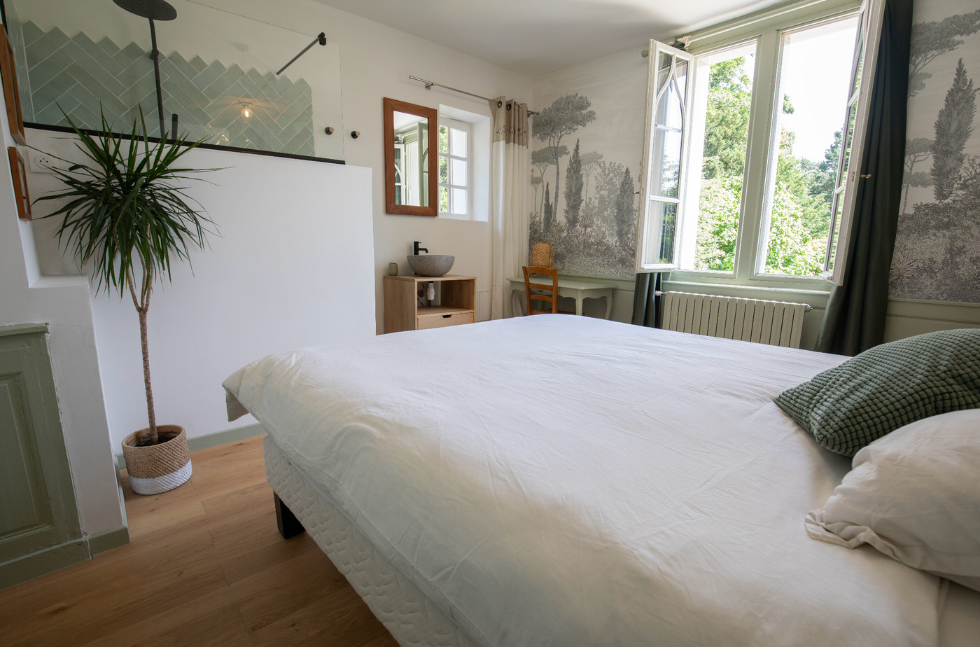Paul's Room